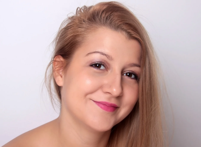 <em>Irene G.</em>